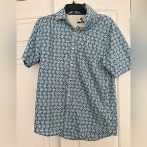 VISSLA medium sized men’s button down floral blue shirt